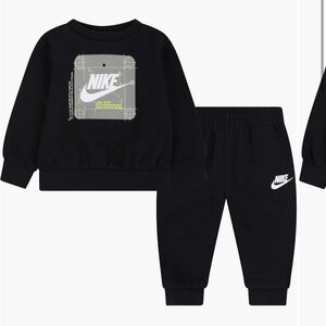Nike Kids Black Sweatpants & Jogger Set